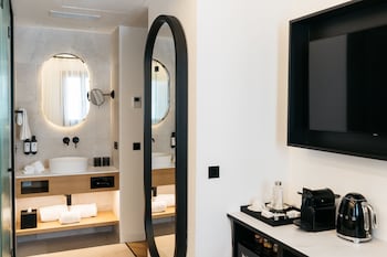 boutique hotel petit montision