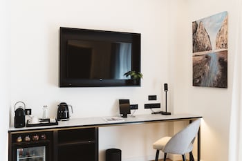 boutique hotel petit montision
