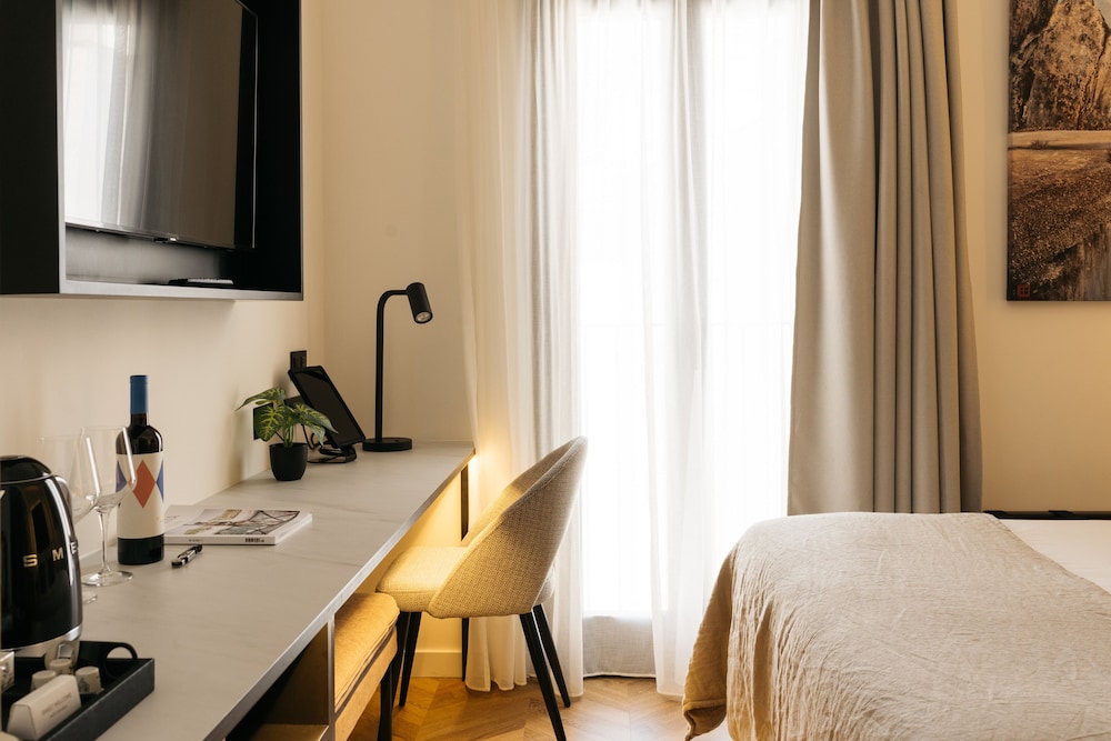 boutique hotel petit montision
