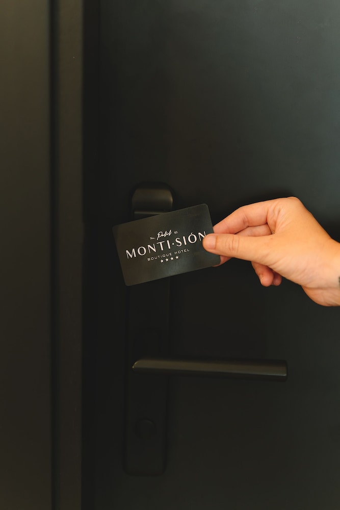 boutique hotel petit montision