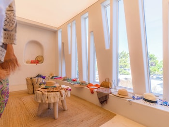 asty hotel and spa