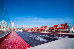 akeah hotel gran via adults only