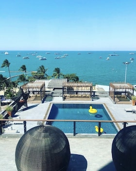 hermann hotel pattaya