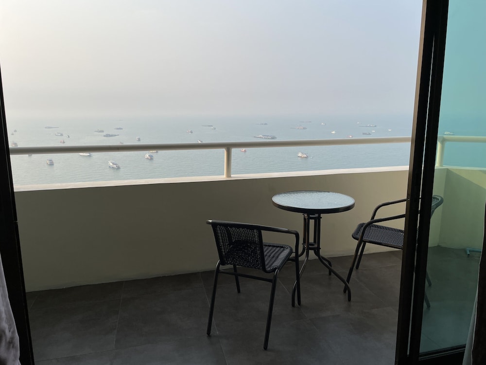 hermann hotel pattaya
