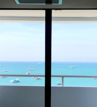 hermann hotel pattaya