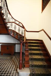 nava suites