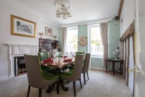 staycations maldon suites