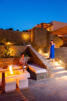 elements sifnos boutique