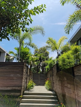 oxo townhouses berawa canggu