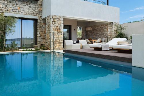 w costa navarino adults only