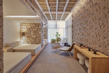 w costa navarino adults only