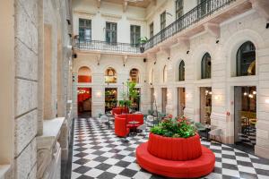 Hotel Oktogon Haggenmacher,,4 star