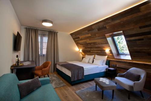 plitvice holiday lodge