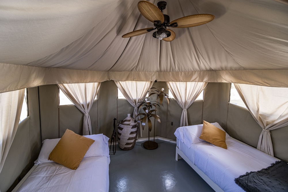 el toril glamping experience