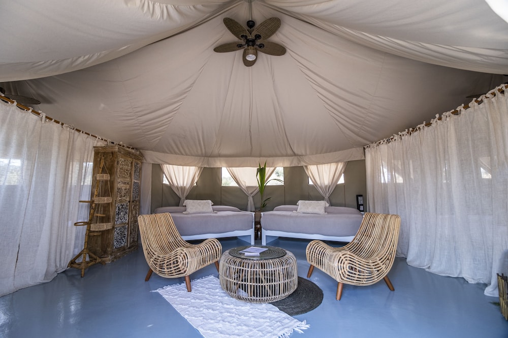 el toril glamping experience