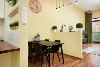 stylish and spacious studio