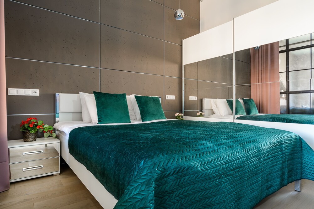 stylish and spacious studio