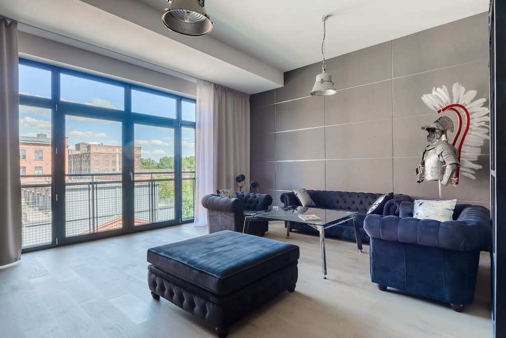 stylish and spacious studio
