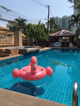 safari riviera resort