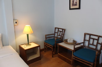 safari riviera resort