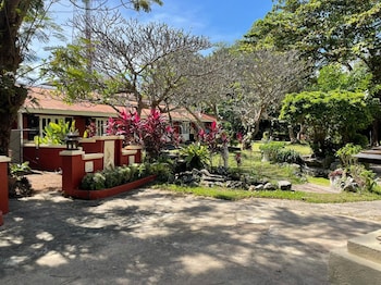 Safari Riviera Resort,Chonburi>>Ban Bang Kalo,3 star