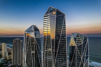 the langham gold coast and jewel residences