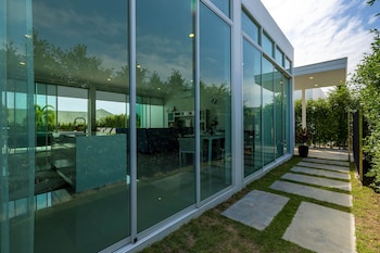 modern 4 bedroom pool villa pmk a2