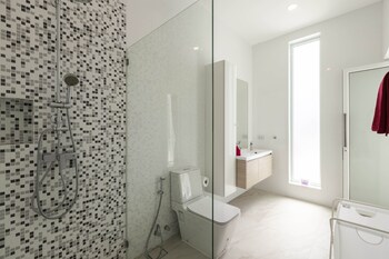 modern 4 bedroom pool villa pmk a2