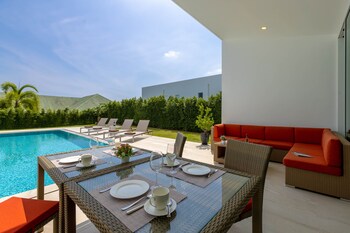 modern 4 bedroom pool villa pmk a2
