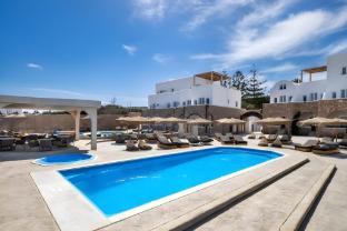 aelia luxury suites