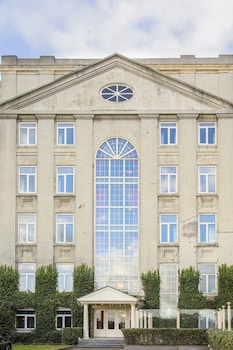 the historic huis ter duin