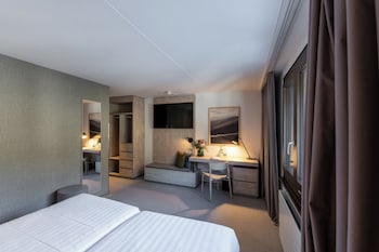 victoria hotel and residence