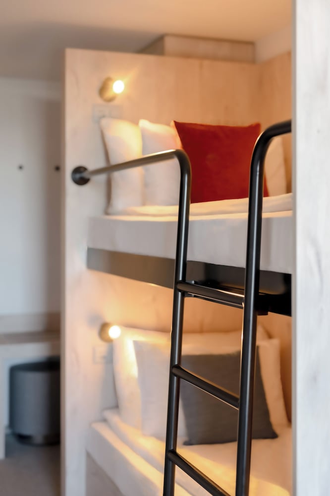 victoria hotel and residence