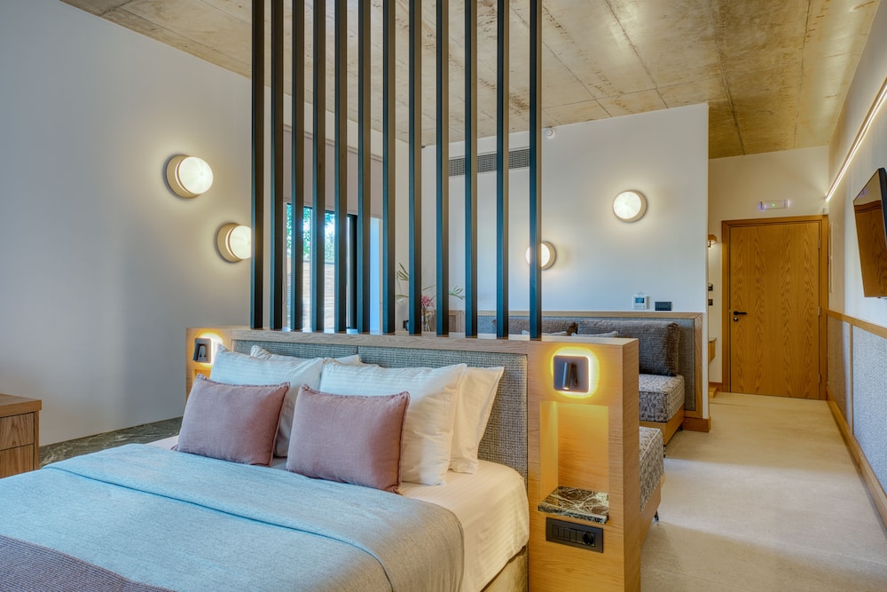 capital luxury suites