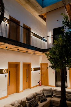 capital luxury suites