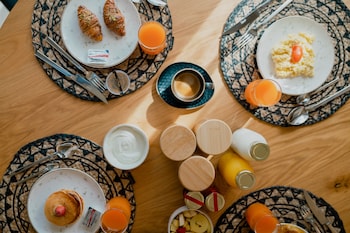 capital luxury suites