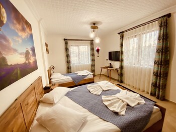 aysultan stone house