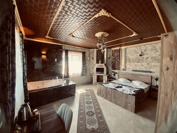 aysultan stone house