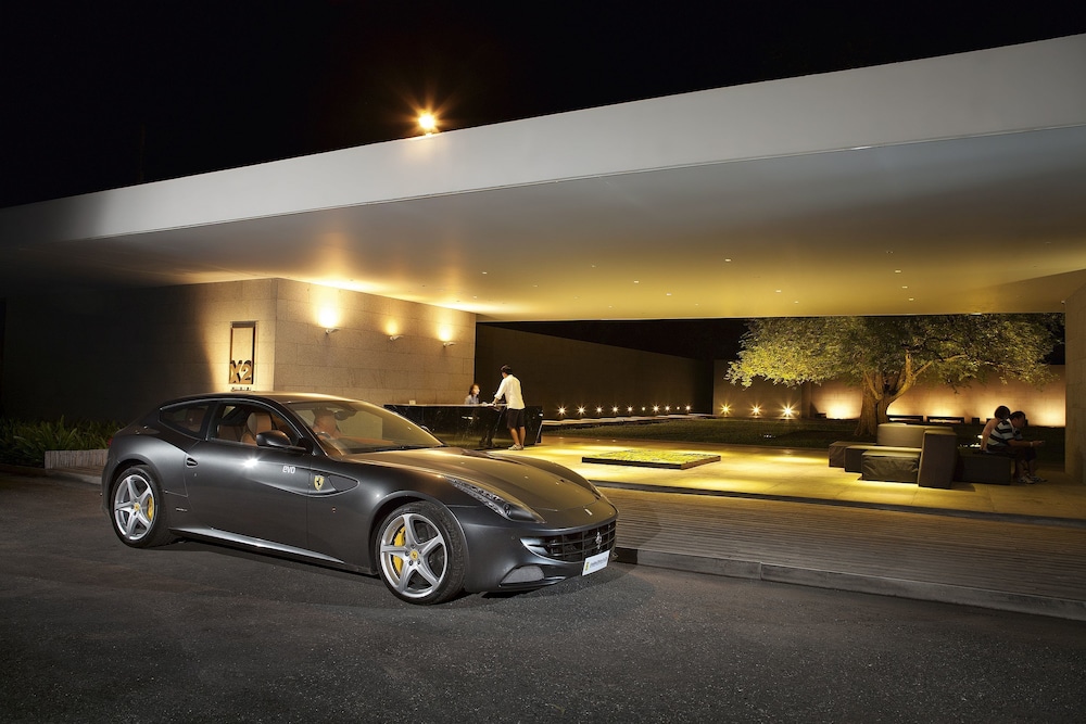 tolani resort kui buri