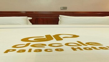 decale palace hotel