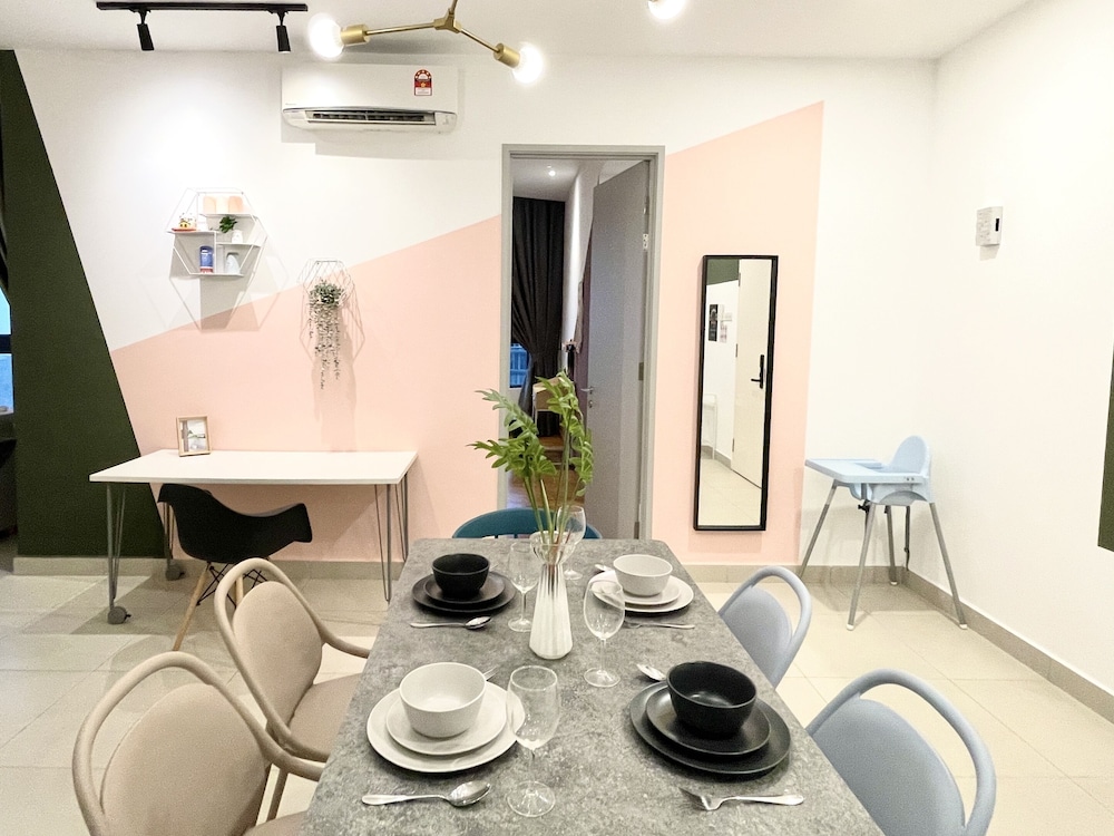 kl gateway premium residences by moka