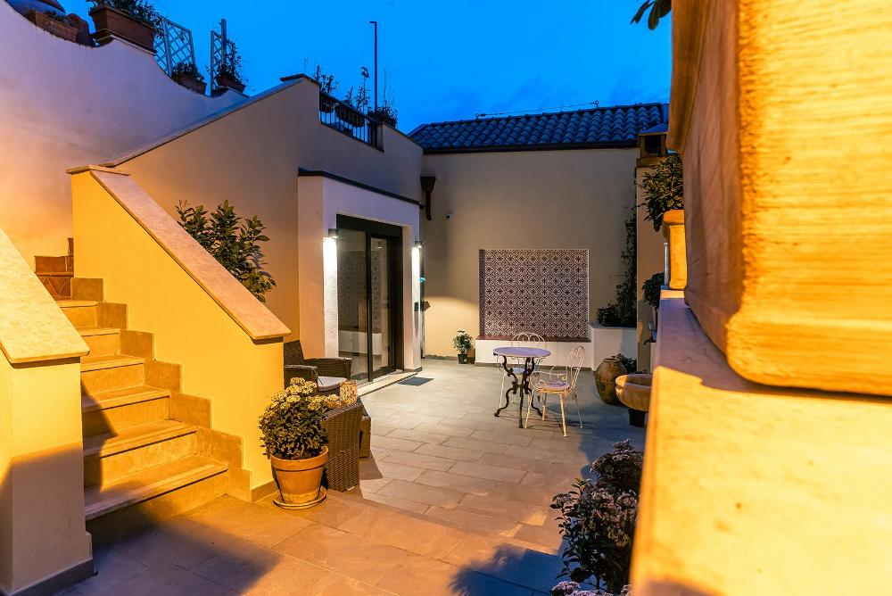 de gulia charme and relax