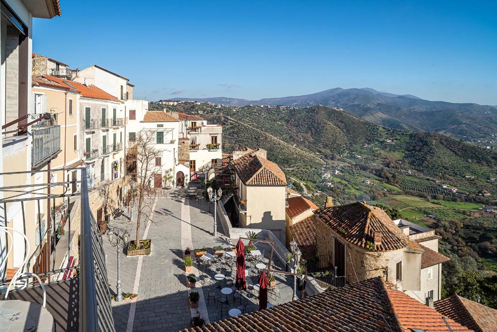 de gulia charme and relax