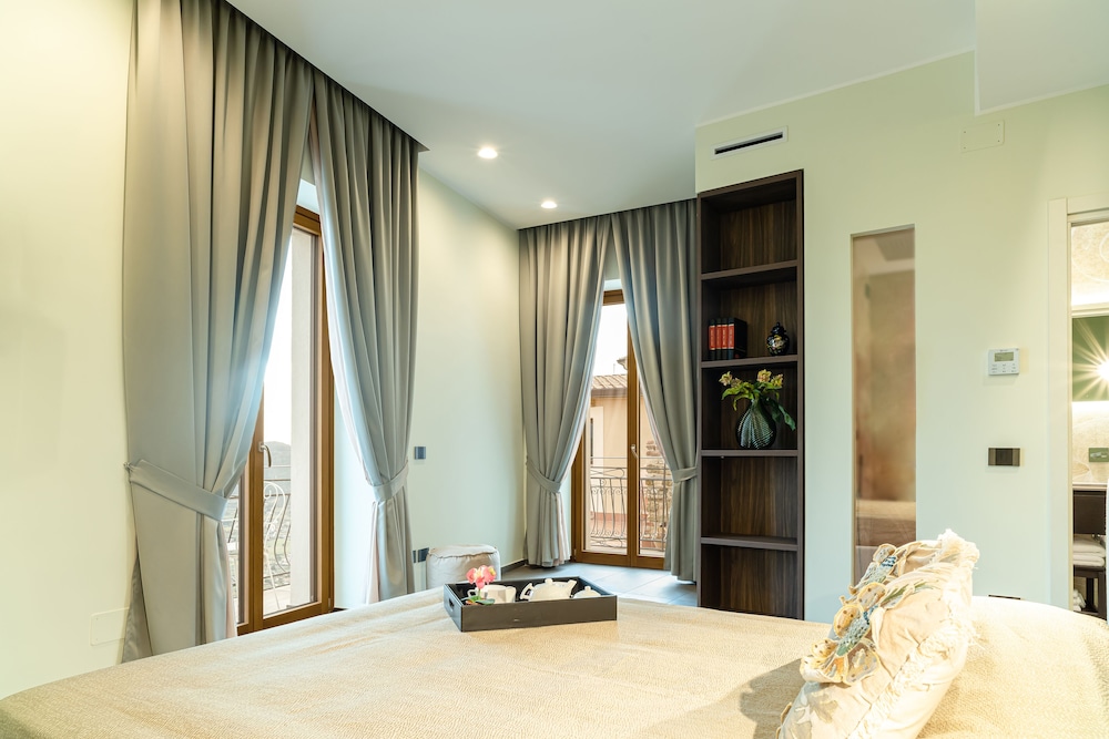 de gulia charme and relax