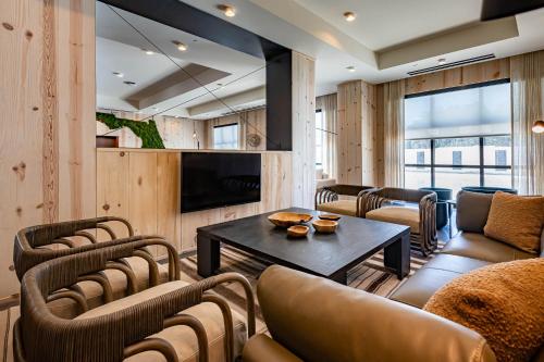 the lodge 30a