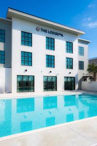 the lodge 30a