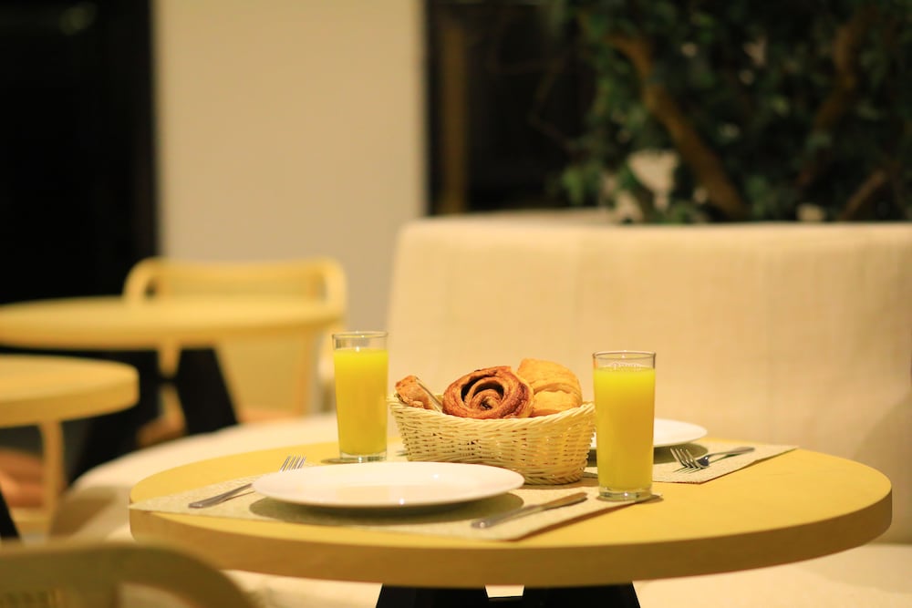 aitch boutique hotel an lih hotel