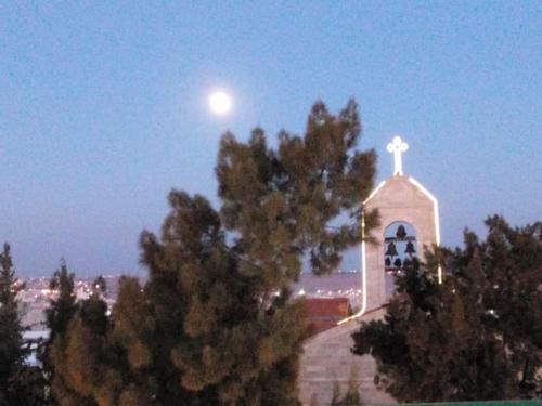 aitch boutique hotel an lih hotel