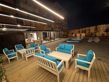 aitch boutique hotel an lih hotel