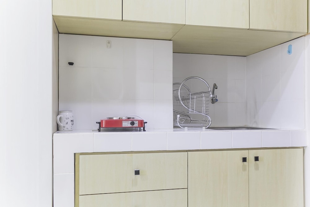 cozy studio at elvis tower apartment